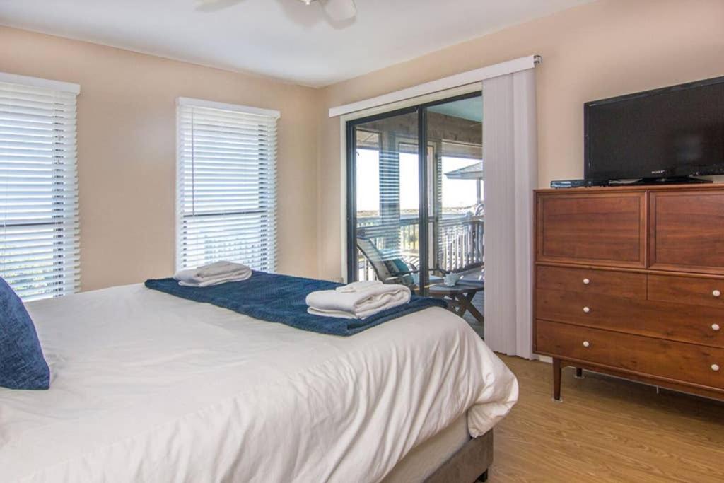 Pelican Point Unobstructed Beach Views Beach Access Out Back Door! Harbor Island Kültér fotó