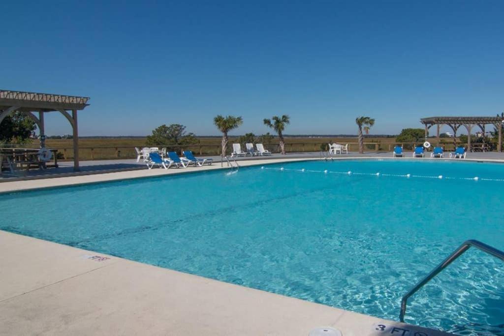 Pelican Point Unobstructed Beach Views Beach Access Out Back Door! Harbor Island Kültér fotó